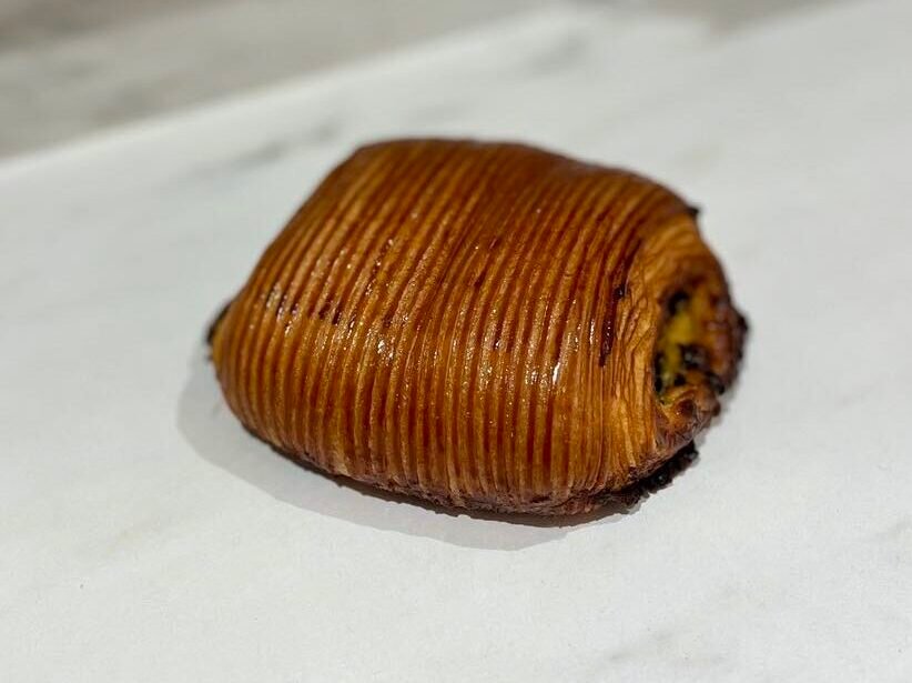 Suisse Chocolat crême feuilletage croustillant croissant viennoiserie 